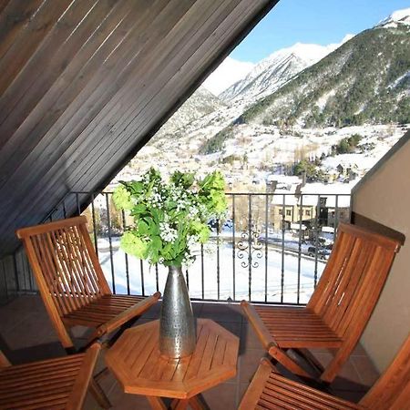 Sallent de Gállego Aparthotel Sarrato מראה חיצוני תמונה