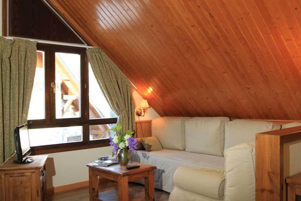 Sallent de Gállego Aparthotel Sarrato מראה חיצוני תמונה