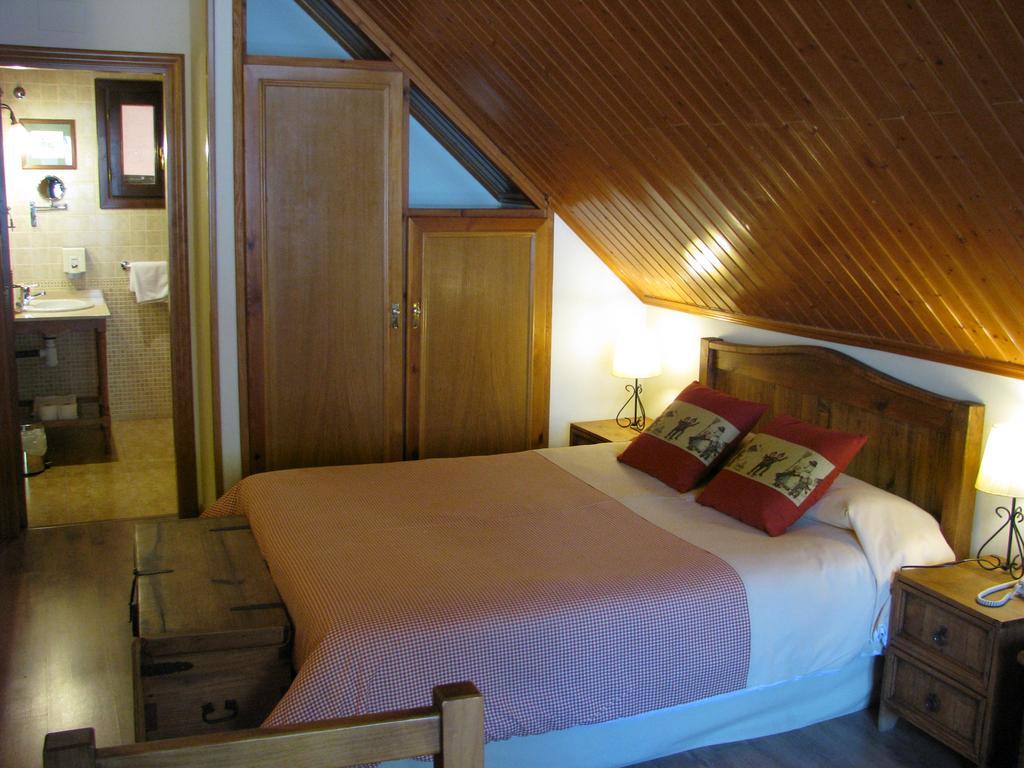 Sallent de Gállego Aparthotel Sarrato מראה חיצוני תמונה