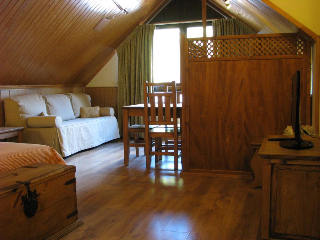 Sallent de Gállego Aparthotel Sarrato מראה חיצוני תמונה